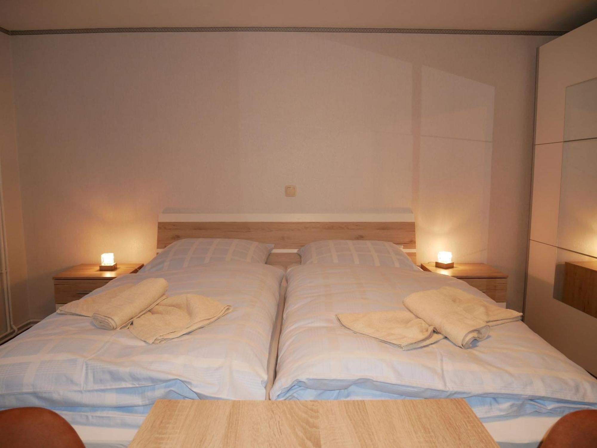 2 Ferienzimmer Inkl Fr & 1 Bungalow, Wlan, Garten, Grill 奥斯特西巴德钦诺维茨 外观 照片