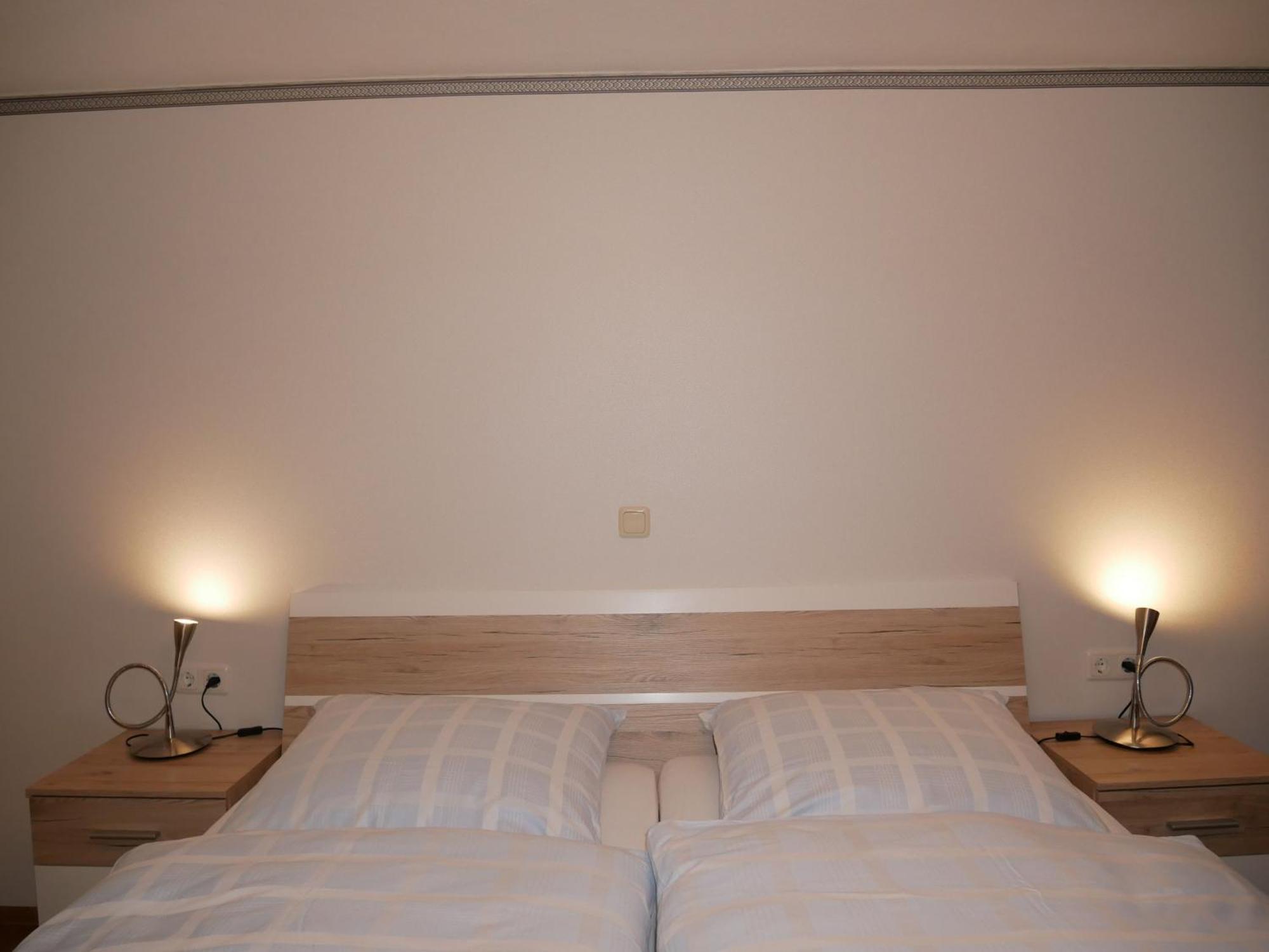 2 Ferienzimmer Inkl Fr & 1 Bungalow, Wlan, Garten, Grill 奥斯特西巴德钦诺维茨 外观 照片
