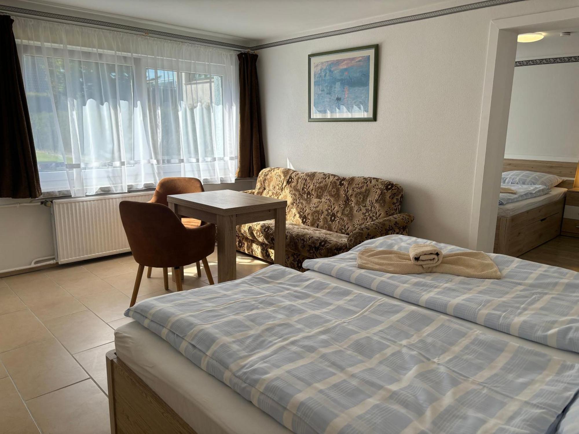 2 Ferienzimmer Inkl Fr & 1 Bungalow, Wlan, Garten, Grill 奥斯特西巴德钦诺维茨 外观 照片