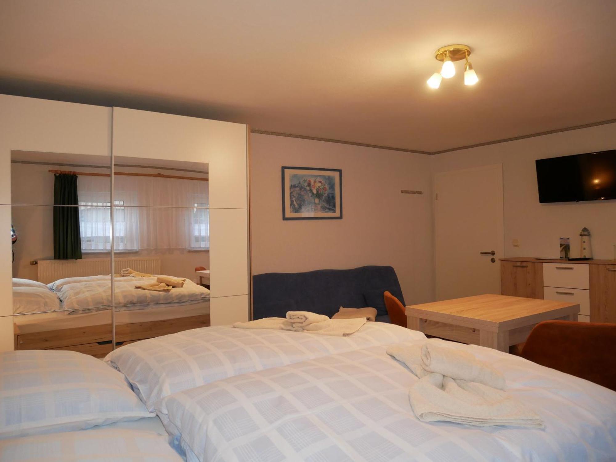 2 Ferienzimmer Inkl Fr & 1 Bungalow, Wlan, Garten, Grill 奥斯特西巴德钦诺维茨 外观 照片